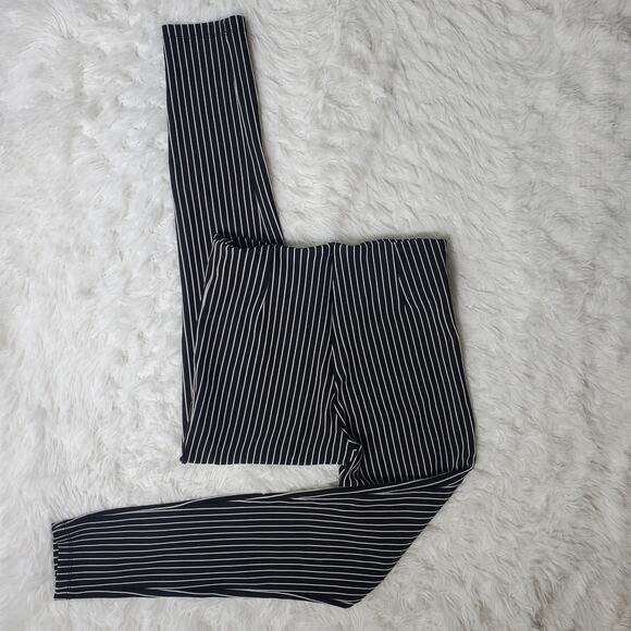 Princess Polly Pinstripe Skinny Pants 4 - Picture 4 of 9